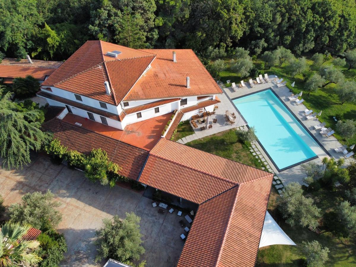 Costantino Farm stay *